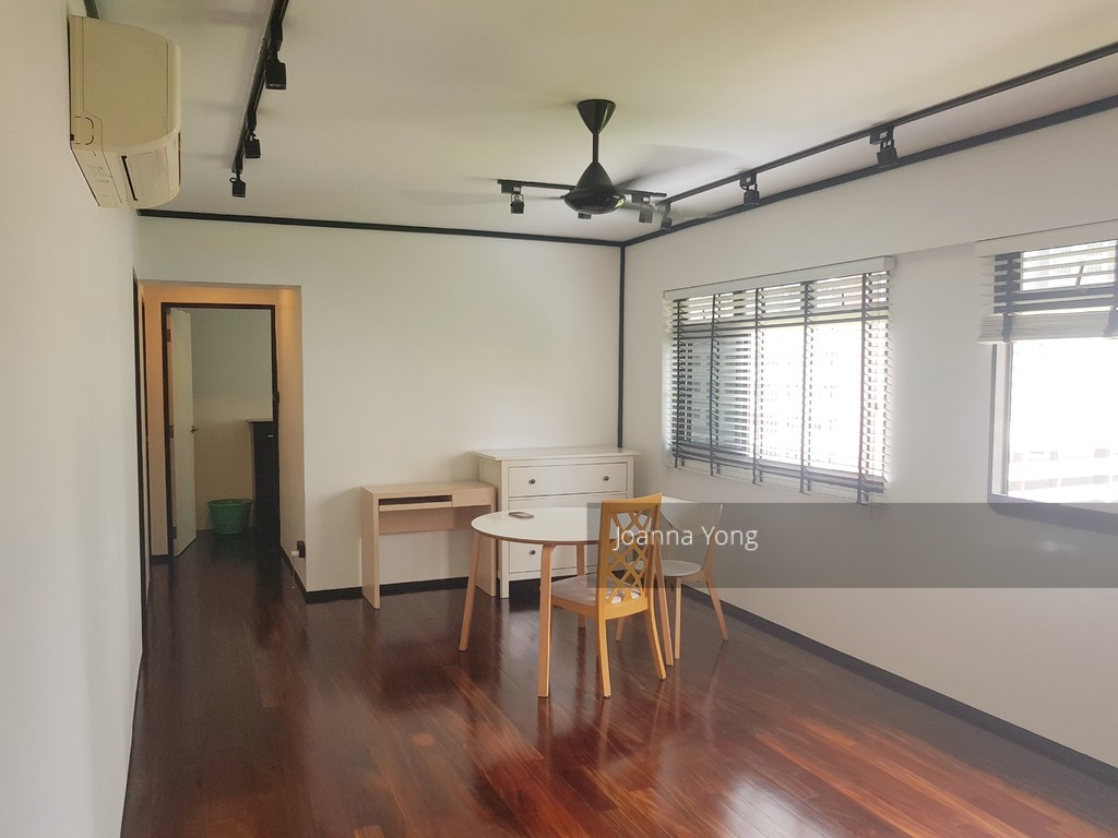 Strathmore Avenue thumbnail photo